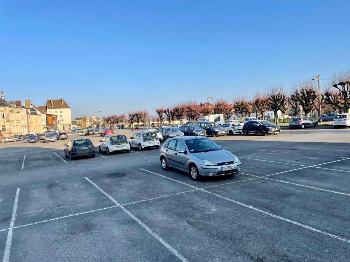Joli Appartement Au Coeur De Ville Château-Thierry Kültér fotó